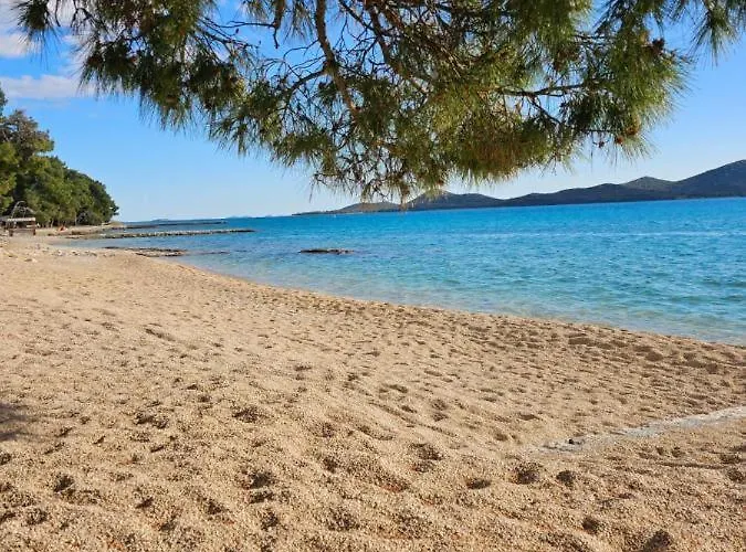 Ventura Mobile Camping